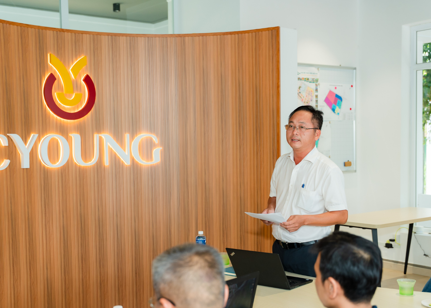 thiet-ke-chua-co-ten-2.png
